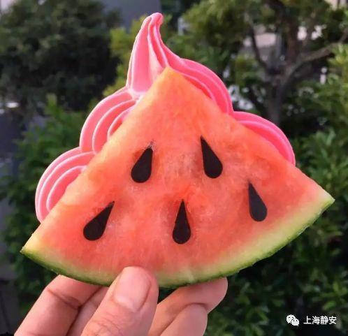广西网红吃瓜,趣味横生引网友热议  第3张